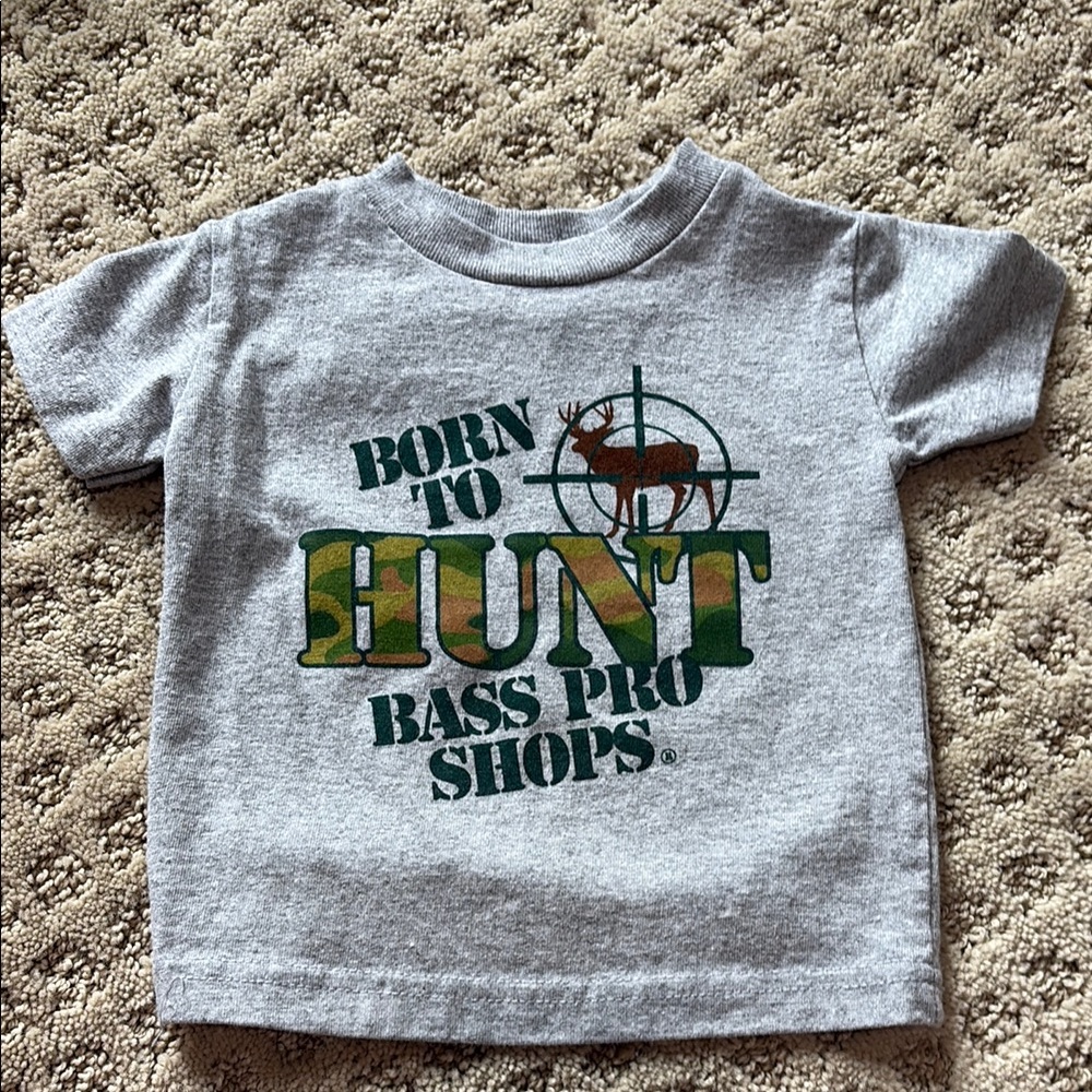 Bass Pro Shops Gray Short Sleeve Tee Born to Hunt